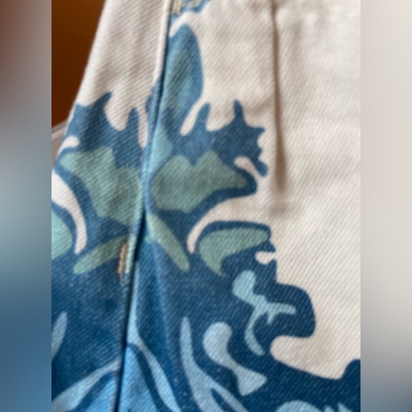 Anthropologie NWT Sz 28 Pilcro Devon 100 % cotton denim blue wave shorts; cute! - Picture 8 of 11